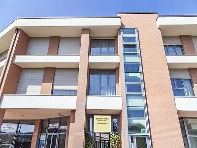 Aparthotel Anghel Sienne 3*,