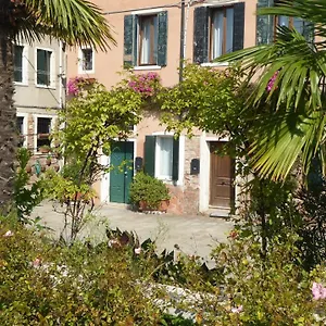 Sestiere Dorsoduro, A Due Passi Da Zattere Wenecja
