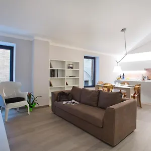 Il Tolomei - In The Middle Of Main Street Appartement