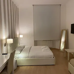 Guest house Sallustio - Only, Siena
