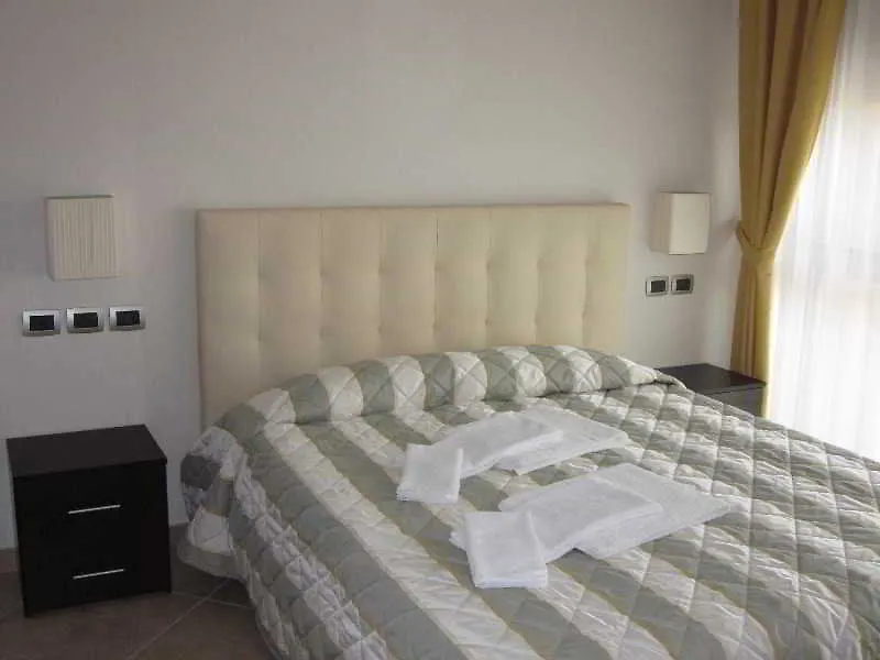 Aparthotel Anghel Siena