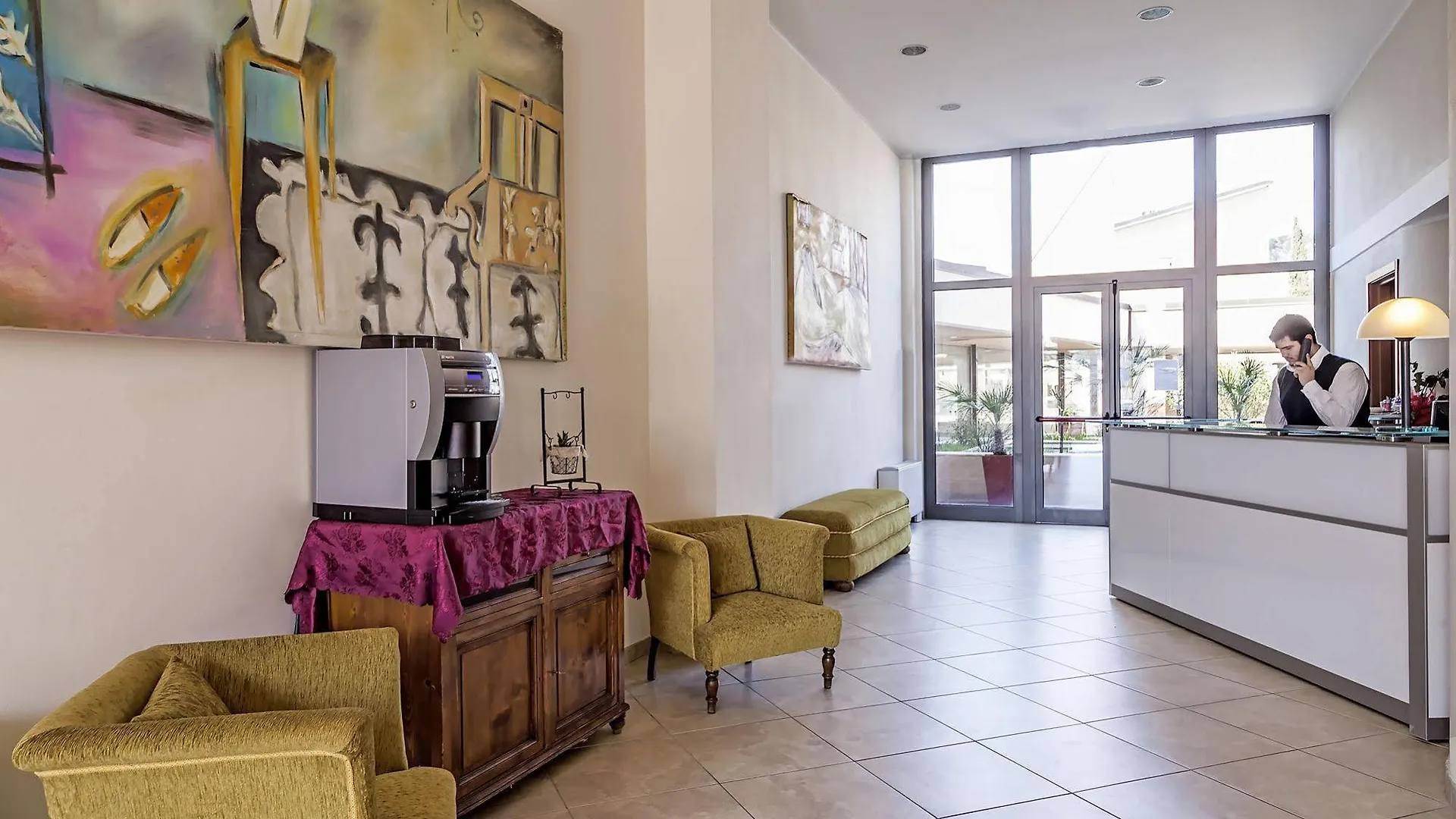 Aparthotel Anghel Siena