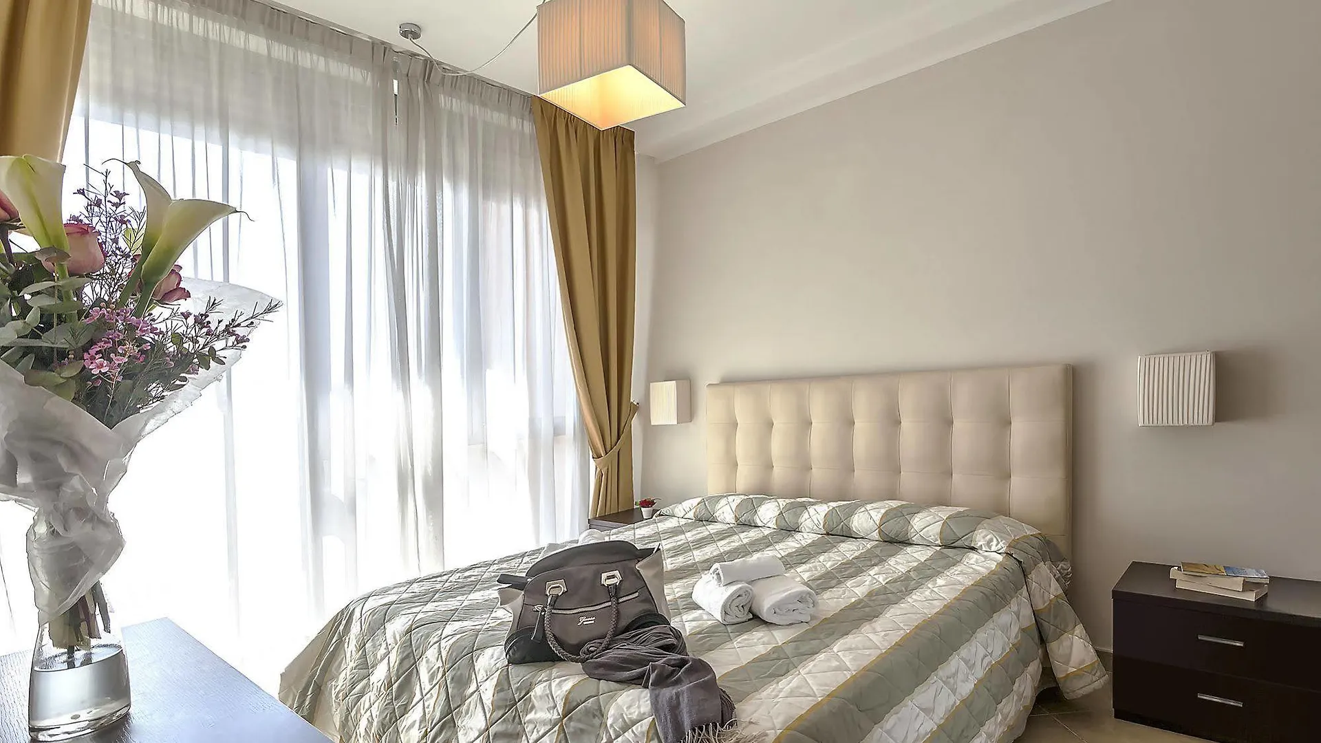 Aparthotel Anghel Siena